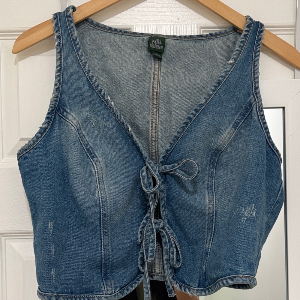 wild fable Denim Tie-Front Crop Vest in Blue